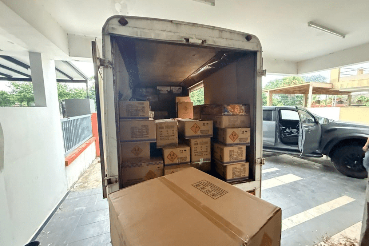 新山烟花爆竹走私案|警方揭非法储存及分销手法