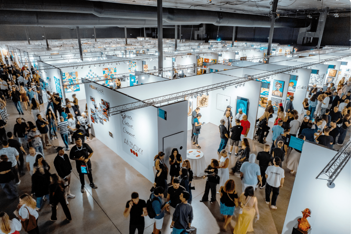 一家家居展为何能让 25 万人反复回头消费?